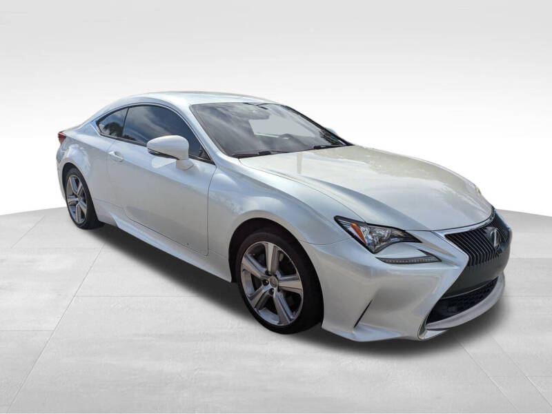 2016 Lexus RC 200t