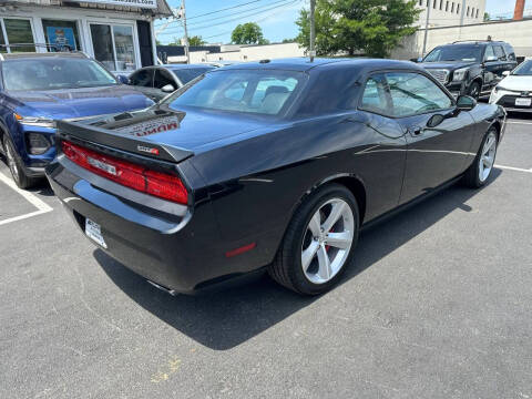 2008 Dodge Challenger SRT8