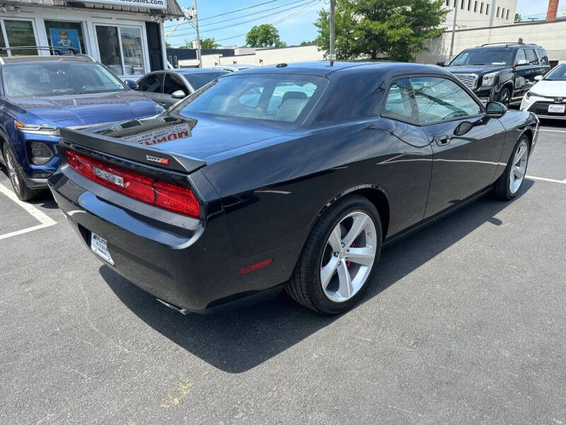2008 Dodge Challenger SRT8