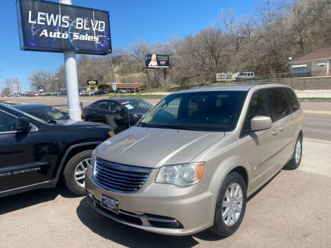 2013 Chrysler Town and Country for sale at Lewis Blvd Auto Sales in Sioux City IA