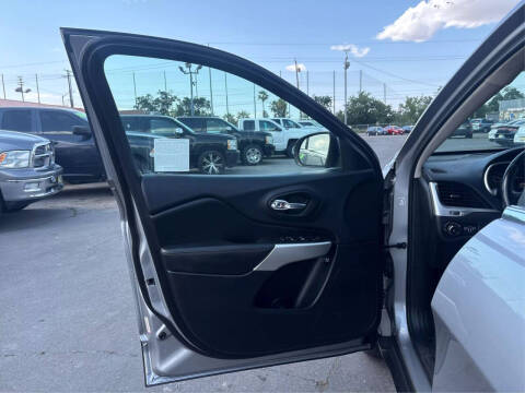 2018 Jeep Cherokee Latitude Plus