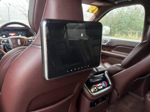 2019 Lincoln Navigator L Black Label