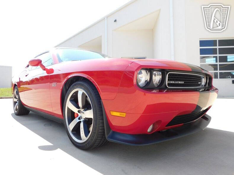 2011 Dodge Challenger SRT8 392