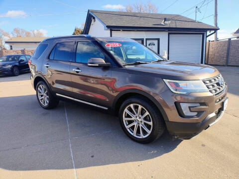 2016 Ford Explorer for sale at Triangle Auto Sales in Omaha NE