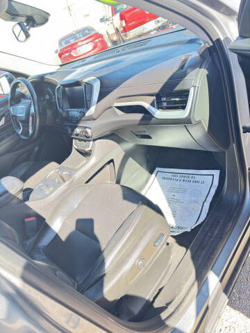 2023 GMC Terrain SLT