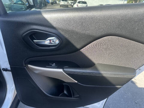 2018 Jeep Cherokee Latitude