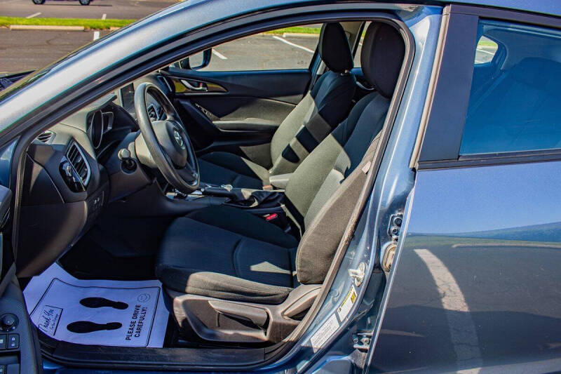 2015 Mazda MAZDA3 i Sport