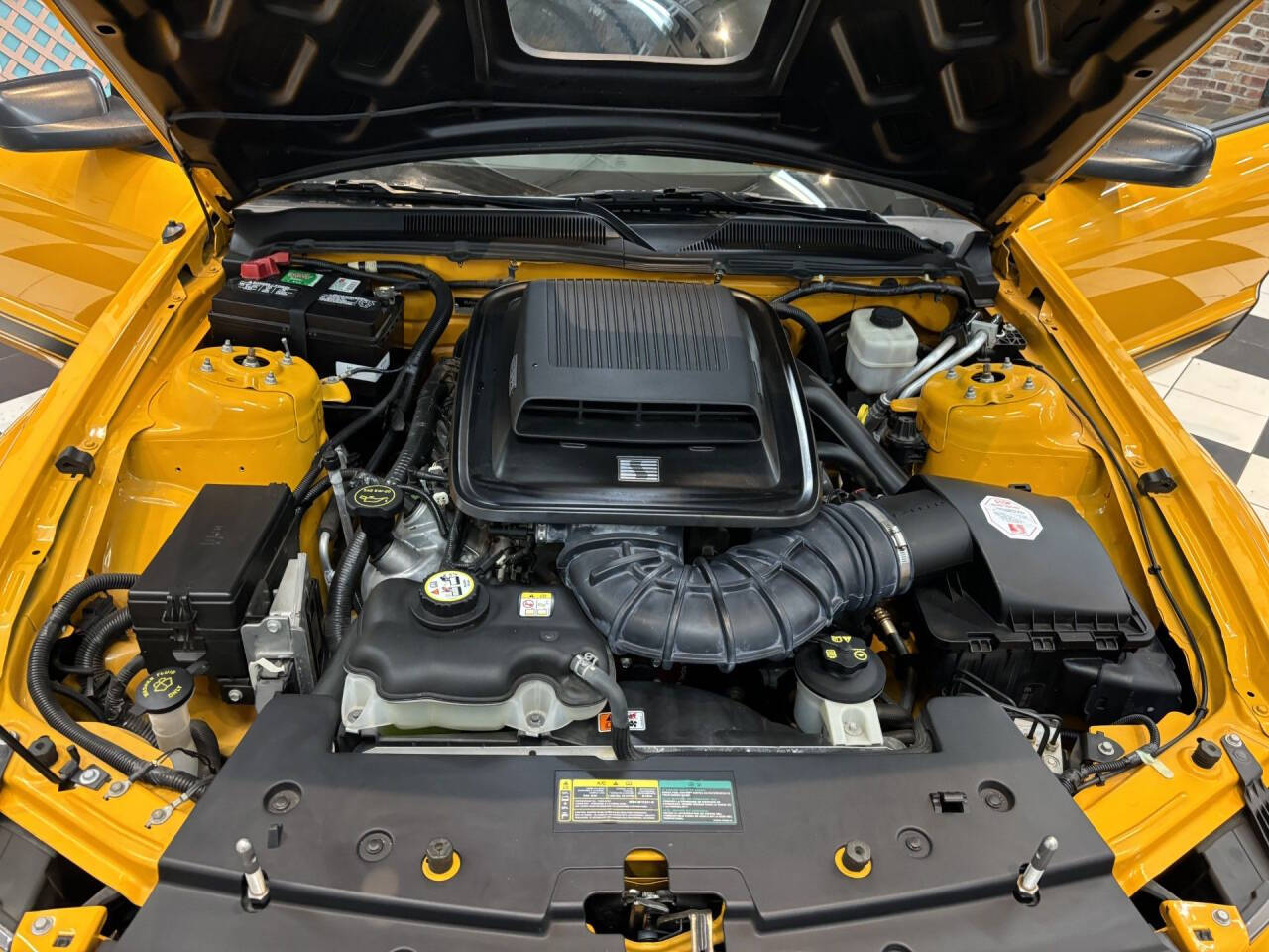 2007 Ford Mustang 33