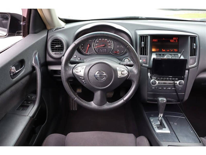 2014 Nissan Maxima