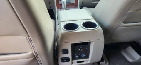 2014 Lincoln Navigator