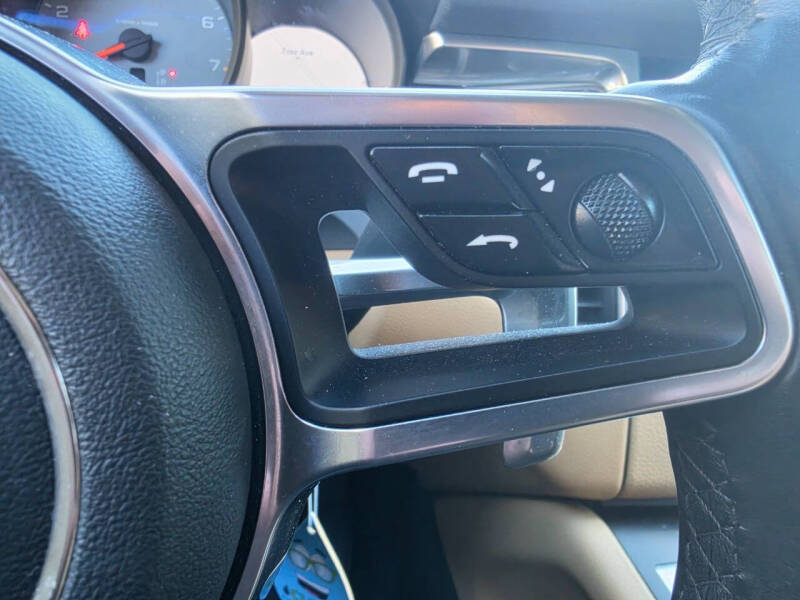 2017 Porsche Macan S