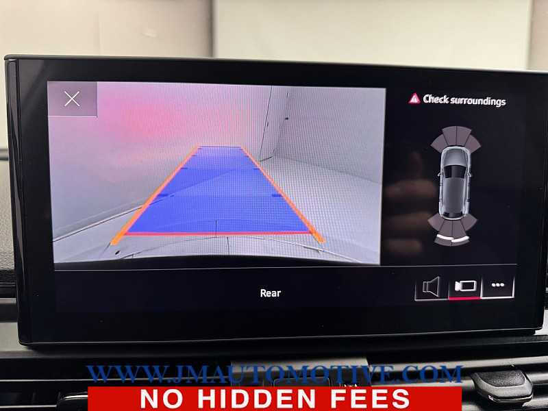 2022 Audi Q5 quattro Premium 40 TFSI