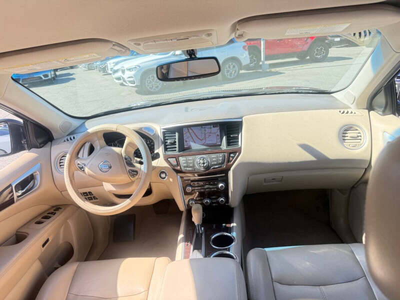 2015 Nissan Pathfinder SL