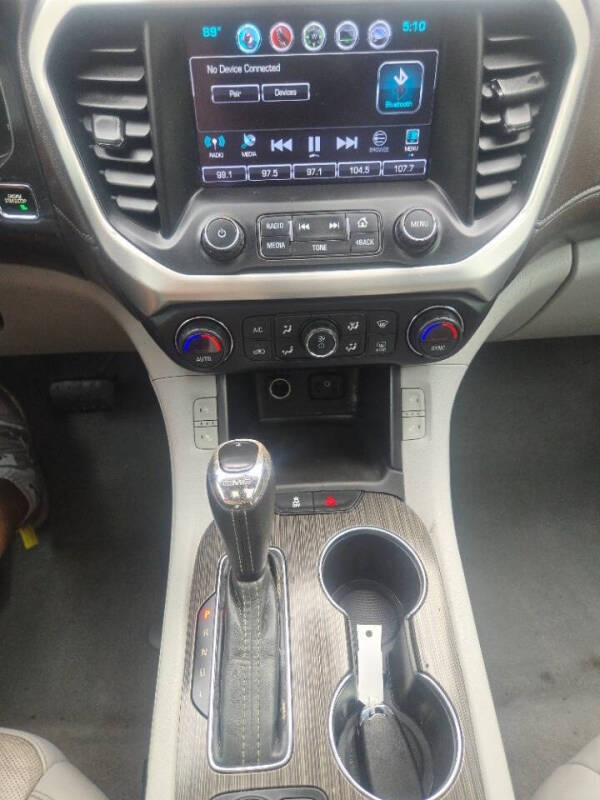 2017 GMC Acadia SLT-2