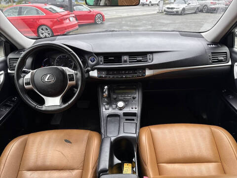 2013 Lexus CT 200h
