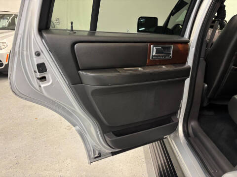2012 Lincoln Navigator