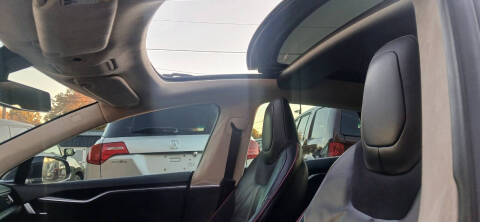 2013 Tesla Model S Performance