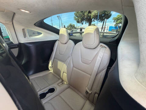 2016 Tesla Model X 90D