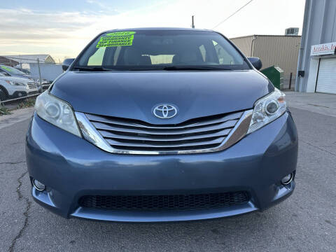2016 Toyota Sienna XLE Premium 7-Passenger
