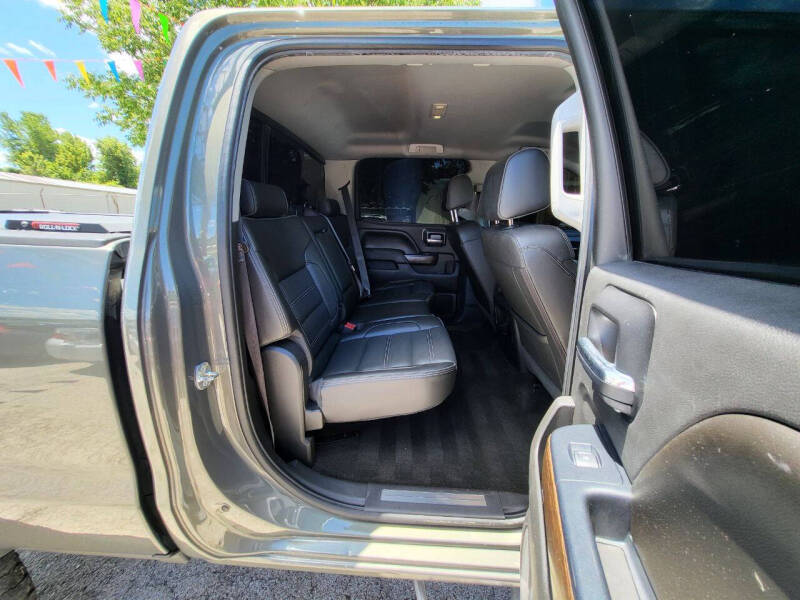 2017 GMC Sierra 2500HD Denali