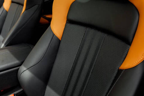 2025 Aston Martin DBX 707