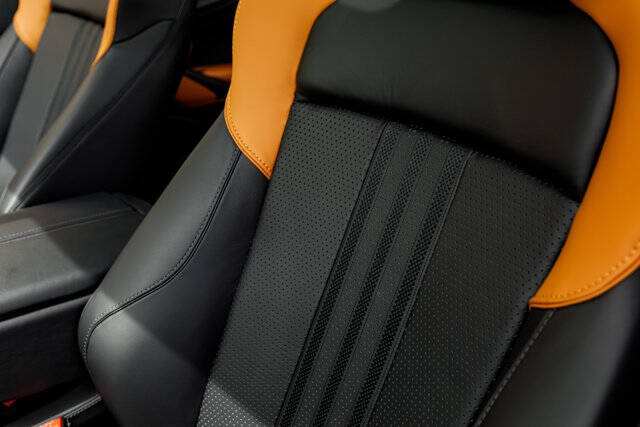 2025 Aston Martin DBX 707