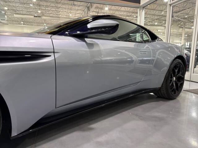 2019 Aston Martin DB11 V8