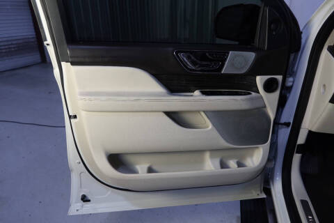 2022 Lincoln Navigator Black Label