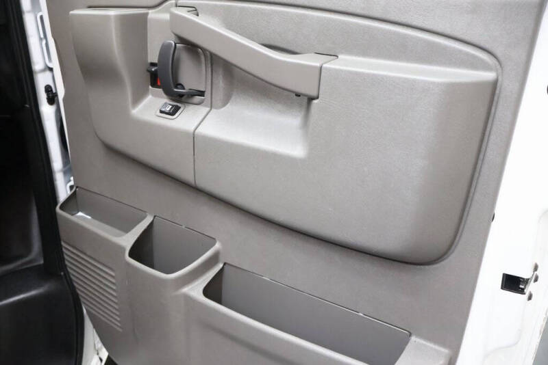 2021 Chevrolet Express 2500