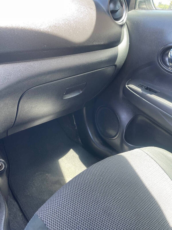 2019 Nissan Versa SV