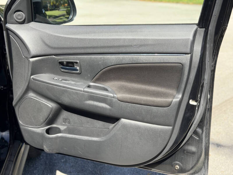 2021 Mitsubishi Outlander Sport S