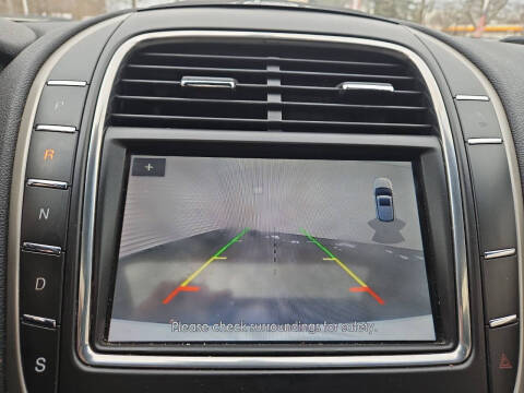 2020 Lincoln Nautilus Reserve