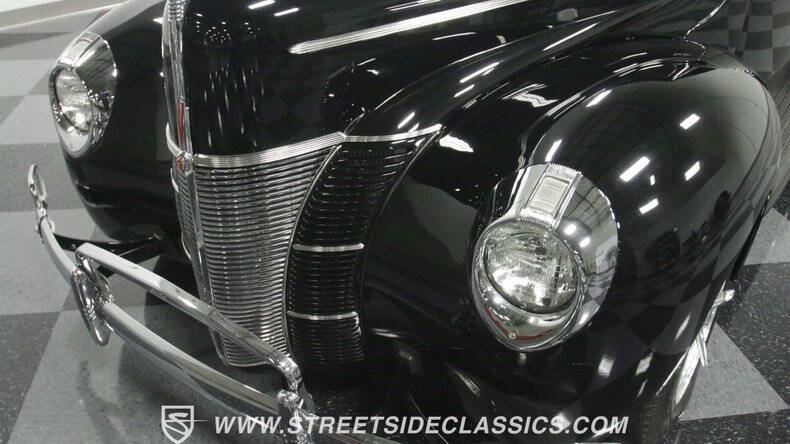 1940 Ford Deluxe