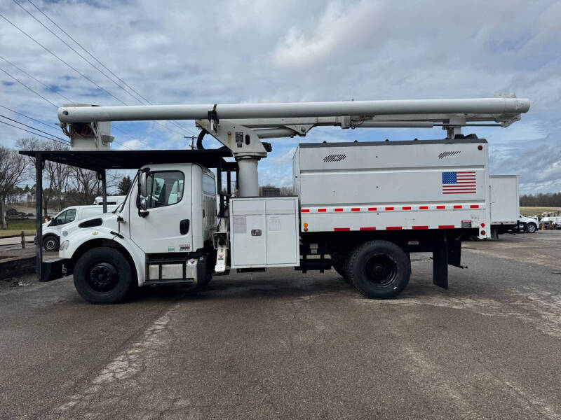 2012 Freightliner M2 106