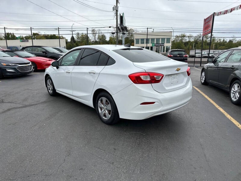 2017 Chevrolet Cruze LS Auto