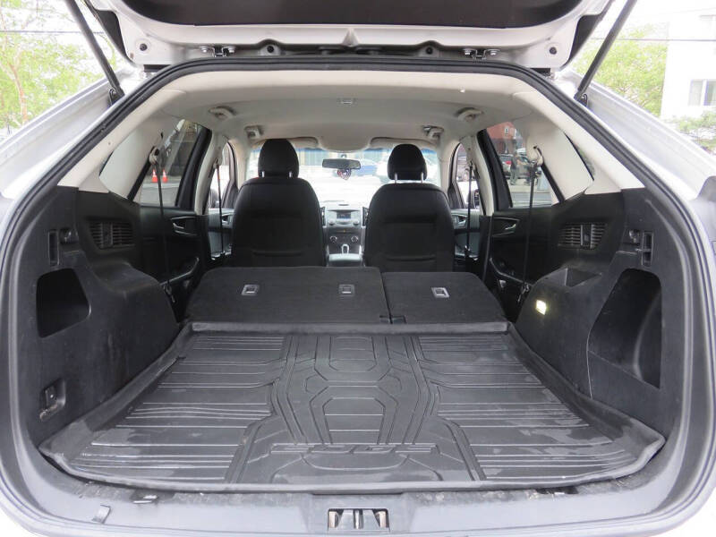 2017 Ford Edge SE