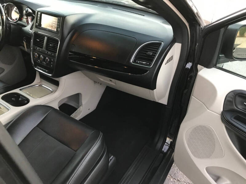 2020 Dodge Grand Caravan SXT