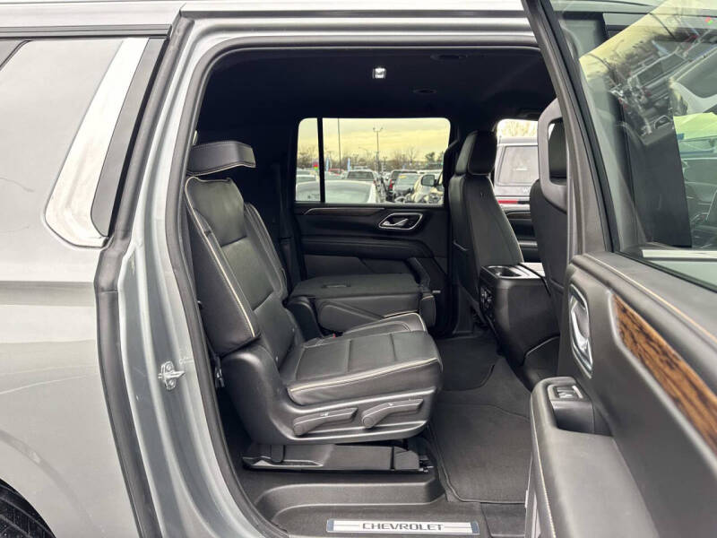 2023 Chevrolet Suburban Premier