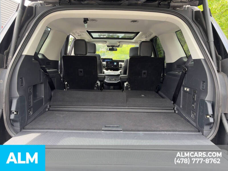 2025 Ford Expedition Platinum