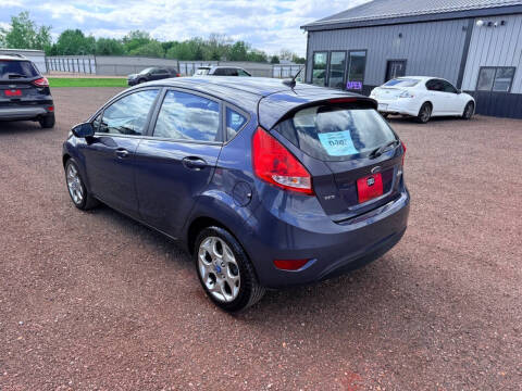 2012 Ford Fiesta SES