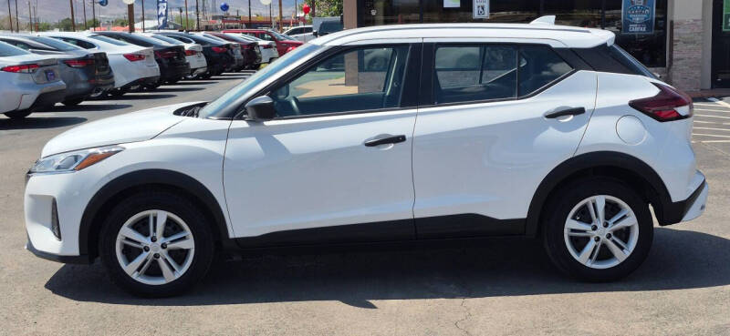 2024 Nissan Kicks S
