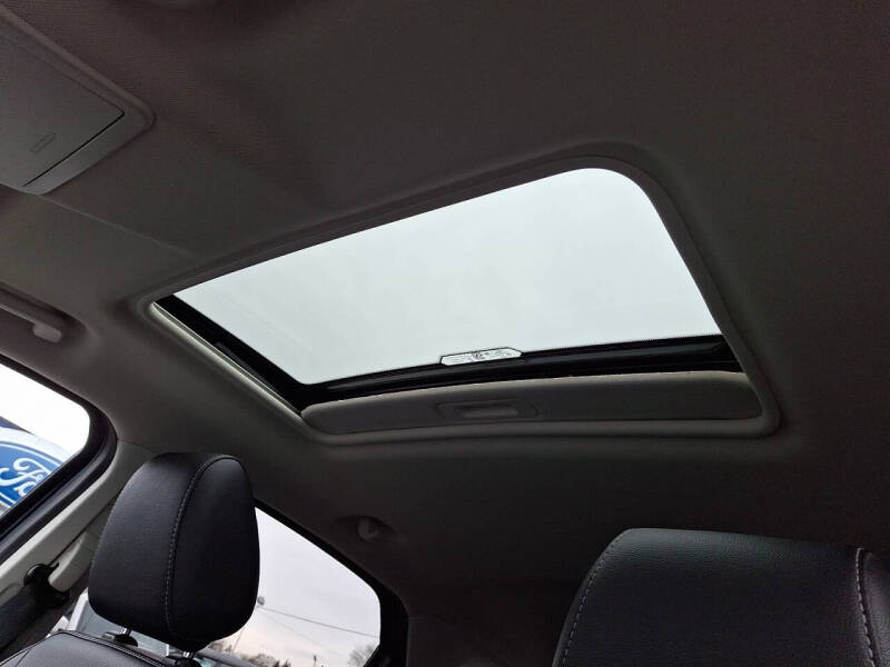 2022 Ford EcoSport SES