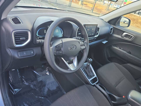 2024 Hyundai Venue SE