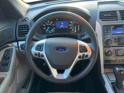2014 Ford Explorer