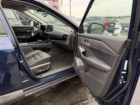 2026 Nissan Rogue SL