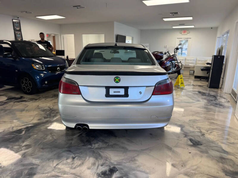 2005 BMW 5 Series 545i