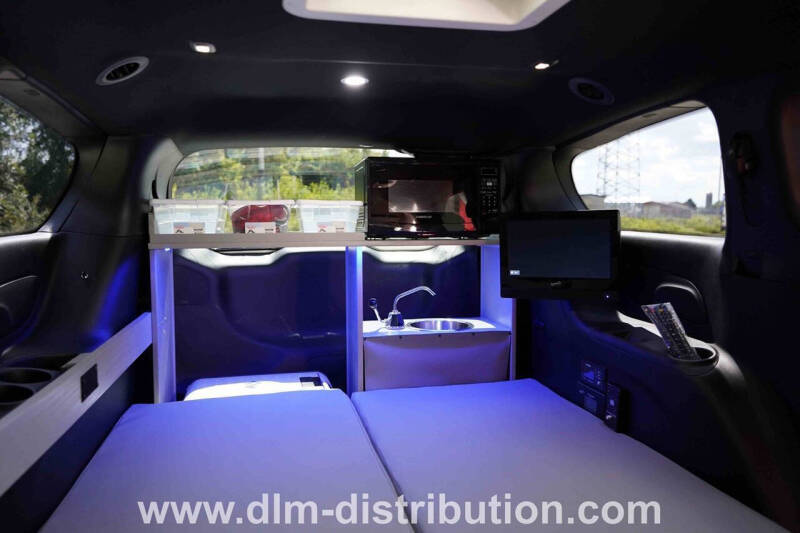 2025 Mini T Campervan Chrysler Pacifica AWD Camper V
