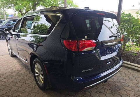 2019 Chrysler Pacifica Touring L