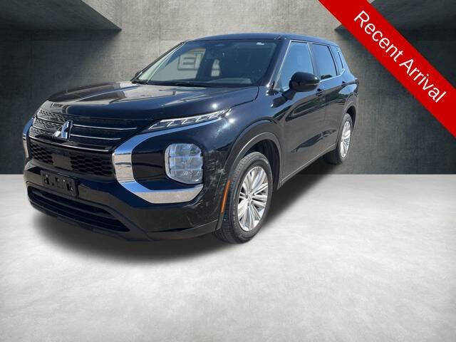 2023 Mitsubishi Outlander ES