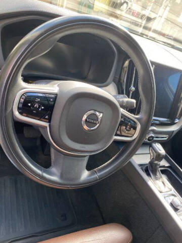 2019 Volvo XC60